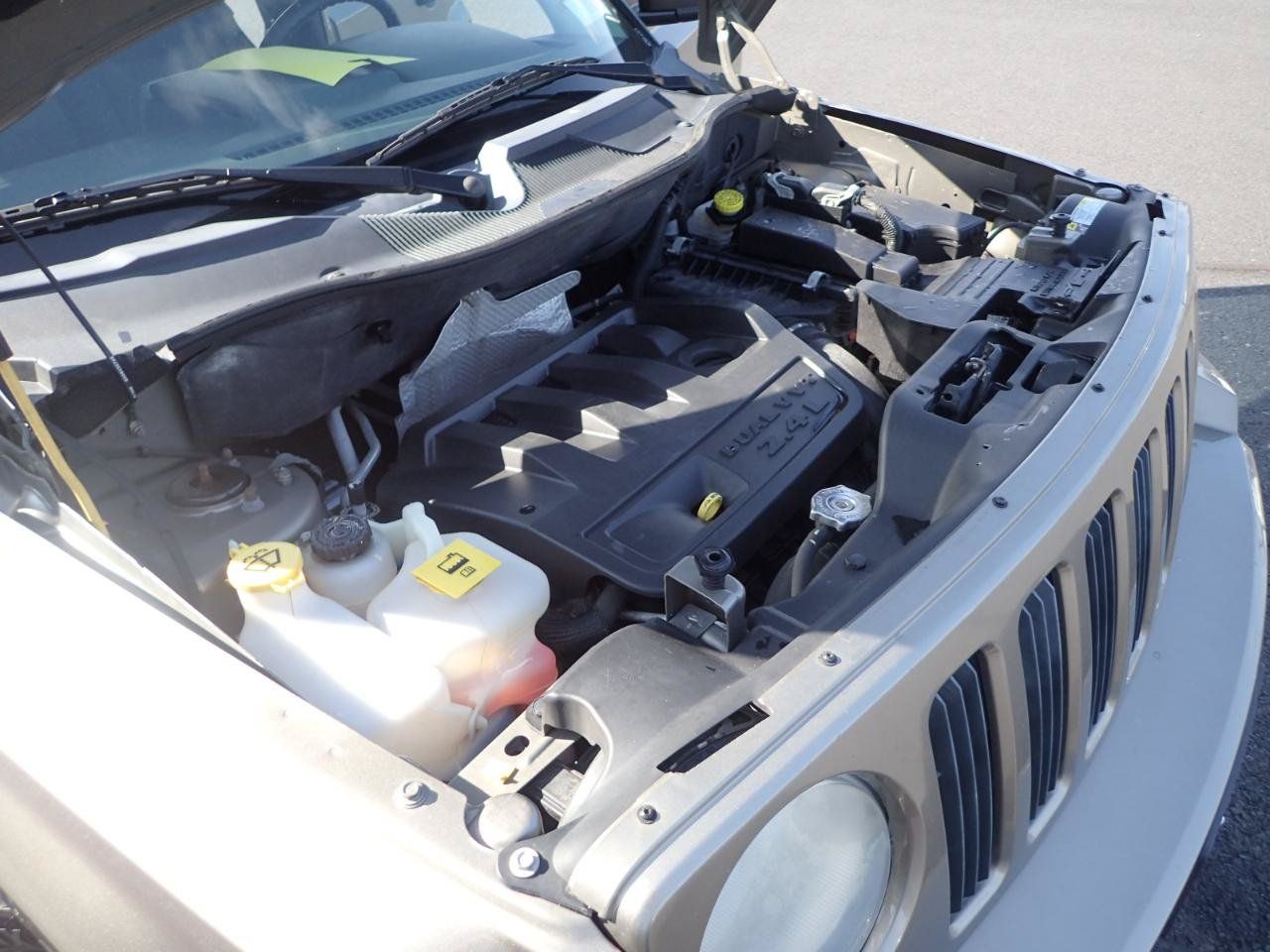Used 2008 Jeep Patriot Sport AWD/4WD image 19