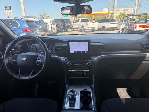 Used 2020 Ford Explorer XLT RWD image 19