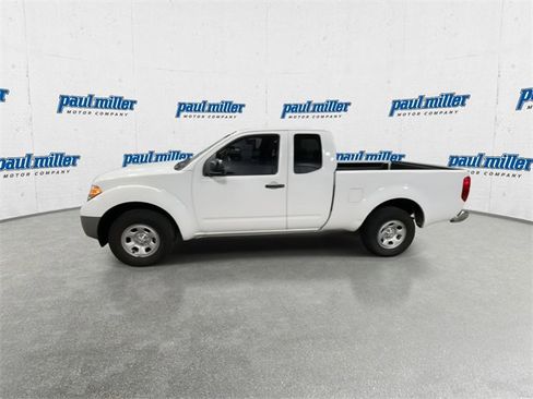 Used 2014 Nissan Frontier S image 7