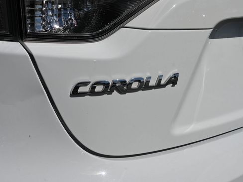 Used 2023 Toyota Corolla LE FWD image 21