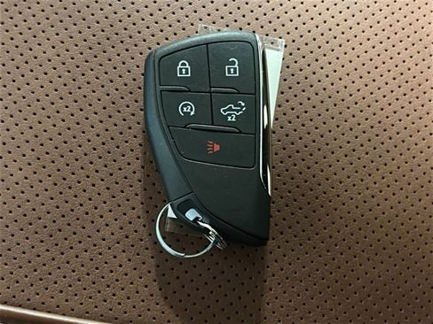 Used 2025 GMC Sierra 1500 Denali Ultimate image 28