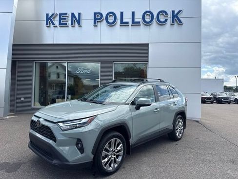 Used 2023 Toyota RAV4 XLE Premium AWD/4WD image 2