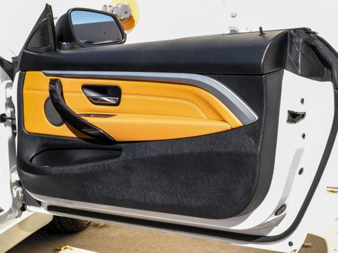 Used 2018 BMW 430i Convertible image 43