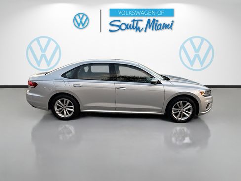 Used 2021 Volkswagen Passat 2.0T S image 8