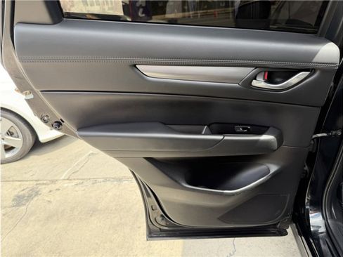 Used 2019 MAZDA CX-5 Touring FWD image 20