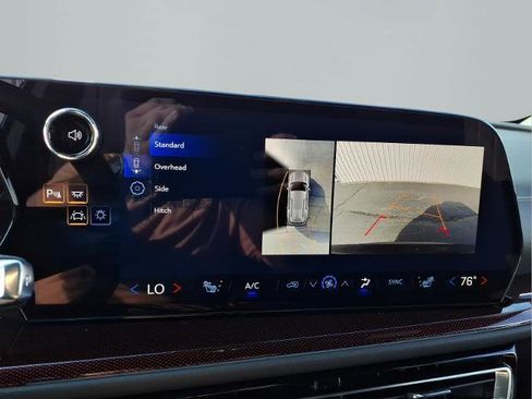 Used 2025 Chevrolet Traverse Z71 w/ Driver Confidence Package image 13