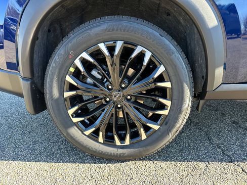 New 2026 Nissan Rogue SV image 17