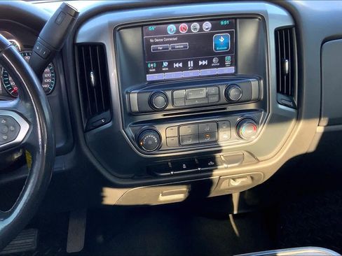 Used 2018 Chevrolet Silverado 1500 LT image 6