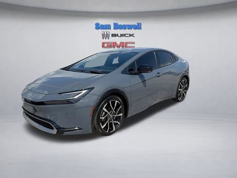 Used 2026 Toyota Prius Plug-In Hybrid FWD image 5