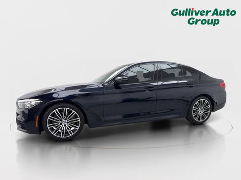 Used 2020 BMW 530i xDrive w/ M Sport Package AWD/4WD image 2