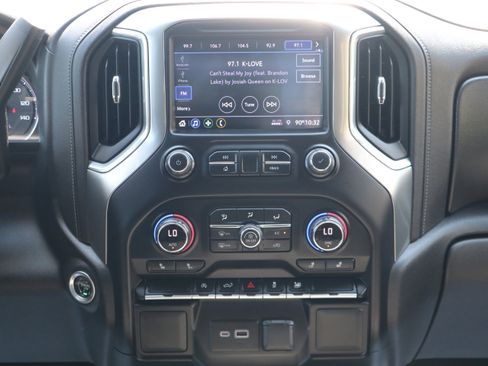 Used 2021 Chevrolet Silverado 1500 LT RWD image 14