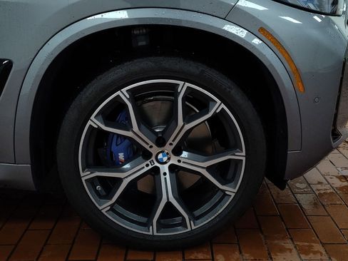 Used 2024 BMW X5 xDrive40i image 9