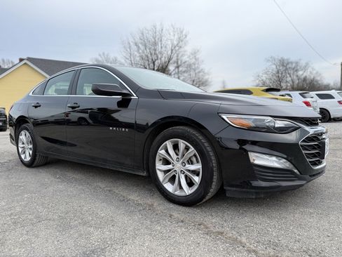 Used 2025 Chevrolet Malibu LT image 9