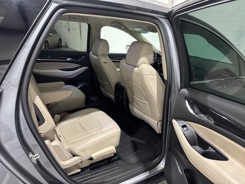 Used 2019 Buick Enclave Essence image 63