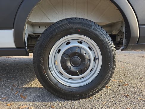 New 2026 Ford Transit 250 Base image 31