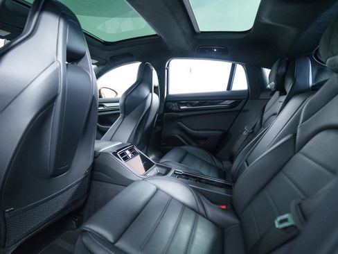 Certified 2025 Porsche Panamera GTS AWD/4WD image 44