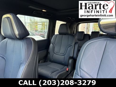 New 2026 INFINITI QX80 4WD w/ Sport Exterior Package image 27