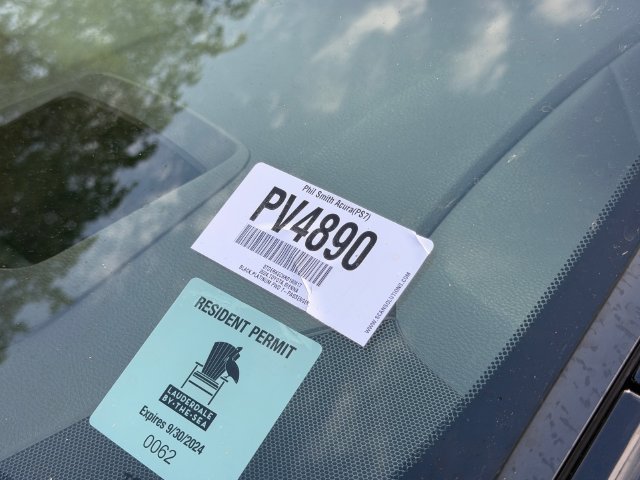 Used 2024 Toyota Sienna Platinum FWD image 12