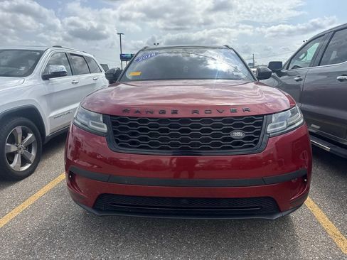 Used 2018 Land Rover Range Rover Velar S AWD/4WD image 2