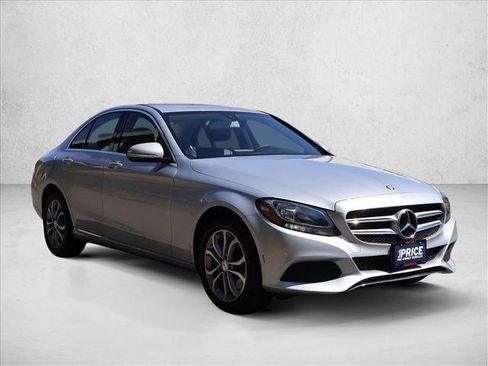 Used 2015 Mercedes-Benz C 300 4MATIC Sedan image 4