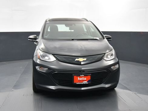 Used 2017 Chevrolet Bolt Premier w/ Driver Confidence II Package image 4