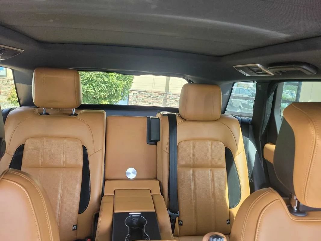 Used 2018 Land Rover Range Rover Sport Supercharged AWD/4WD image 32