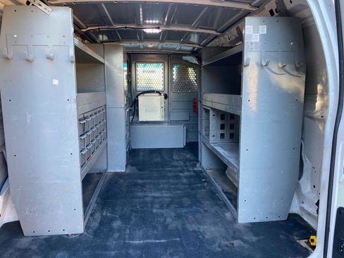 Used 2013 Ford E-250 and Econoline 250 w/ PWR Group image 5