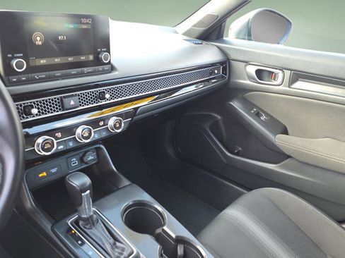 Used 2023 Honda Civic Sport image 16