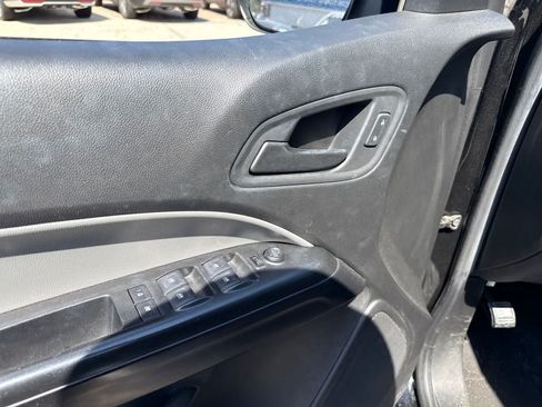 Used 2019 Chevrolet Colorado W/T w/ Custom Special Edition RWD image 18