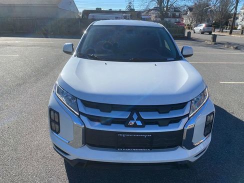 Used 2020 Mitsubishi Outlander Sport ES image 3