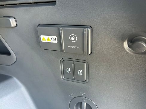 Used 2026 Kia EV9 Wind AWD/4WD image 53