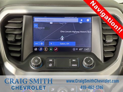 Used 2022 GMC Acadia SLT w/ Elevation Edition image 8