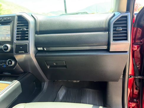 Used 2019 Ford Expedition Platinum AWD/4WD image 7