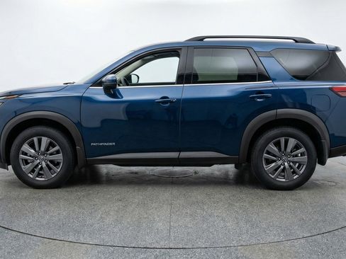 Used 2025 Nissan Pathfinder SV AWD/4WD image 3