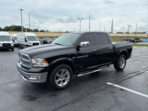 Used 2011 RAM 1500 Laramie AWD/4WD image 4