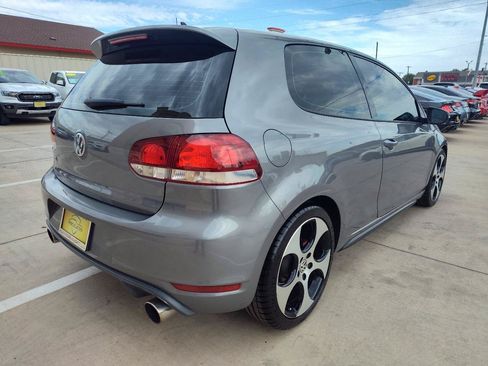Used 2012 Volkswagen Golf 2-Door FWD image 4