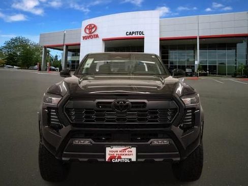 New 2026 Toyota Tacoma TRD Off-Road AWD/4WD image 8