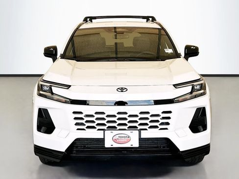 New 2026 Toyota RAV4 SE AWD/4WD image 2