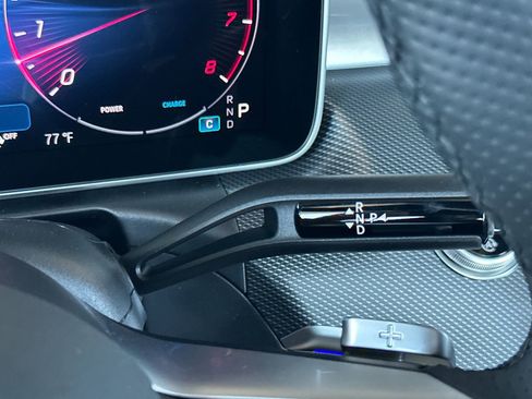 New 2025 Mercedes-Benz C 300 4MATIC Sedan image 23