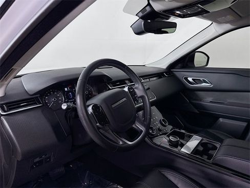 Used 2020 Land Rover Range Rover Velar S image 9