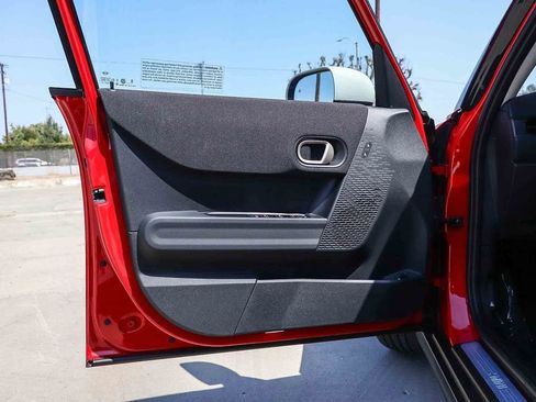 Used 2026 MINI Cooper 4-Door Hardtop FWD image 23