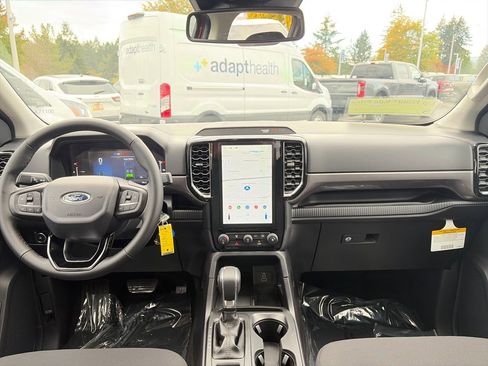 New 2025 Ford Ranger XLT w/ Black Appearance Package AWD/4WD image 16