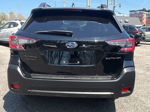 Used 2023 Subaru Outback Onyx Edition AWD/4WD image 5