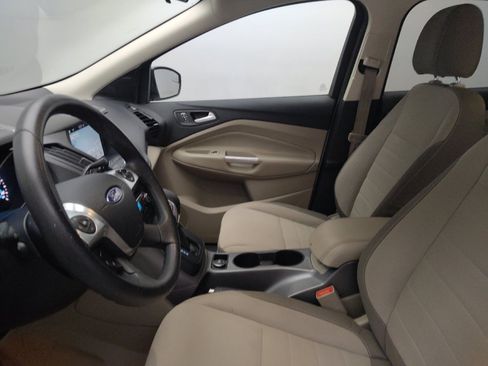 Used 2016 Ford Escape SE w/ Equipment Group 201A image 17