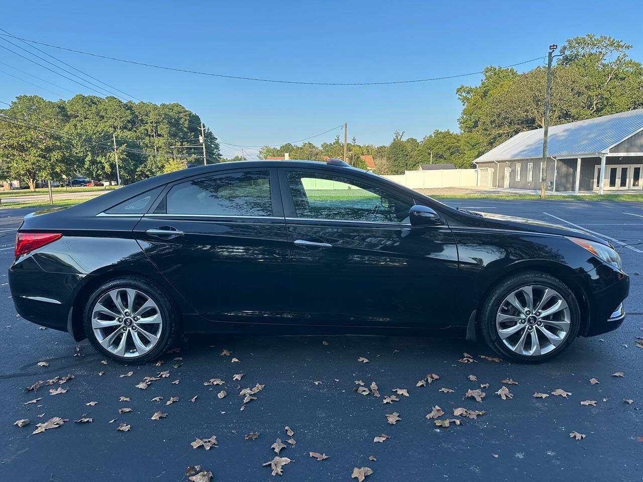 Used 2013 Hyundai Sonata SE w/ Navigation & Sunroof Pkg FWD image 5