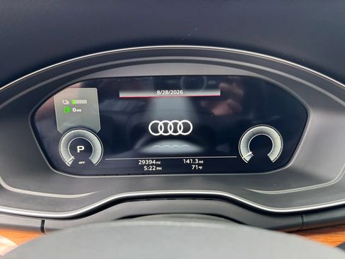 Used 2022 Audi Q5 e Premium Plus w/ Premium Plus Package AWD/4WD image 34