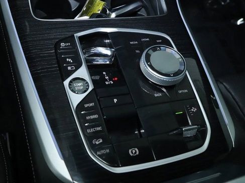 Certified 2024 BMW X5 xDrive50e w/ Executive Package image 30