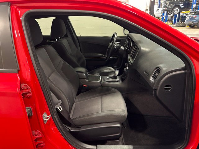 Used 2018 Dodge Charger R/T RWD image 41