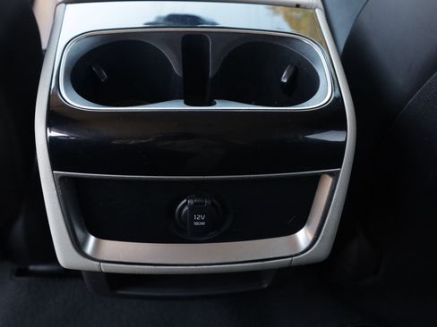 Used 2022 Kia Carnival EX FWD image 10