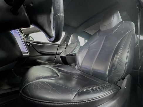 Used 2015 Tesla Model S AWD image 10